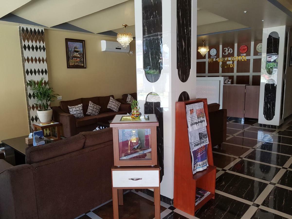 Om Gaura Hotel Pokhara Luaran gambar