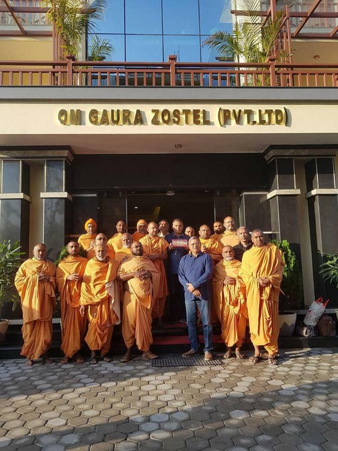 Om Gaura Hotel Pokhara Luaran gambar